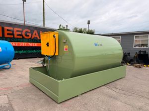 NEW ... 9000 litre diesel fuel bowser storage tank - Image 4