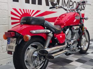 1994 Honda Magna VF750C - Image 3