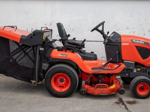 Used 2023 Kubota G231LD Lawnmower - Image 3