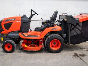 Used 2023 Kubota G231LD Lawnmower - Image 4