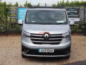 Renault Trafic Sport Lwb AC 2023 - Image 2
