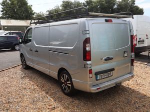 Renault Trafic Sport Lwb AC 2023 - Image 4