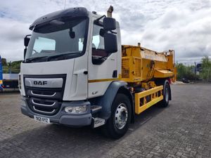 2021 DAF LF 260 18 Ton gross with twin Auger - Image 3