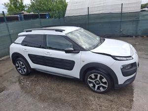 2016 Citroën C4 Cactus  Puretech  1.2 Petrol - Image 2