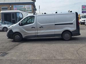 Nissan NV300 - Image 4