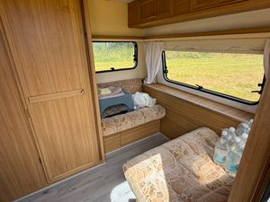 5 berth caravan - Image 4