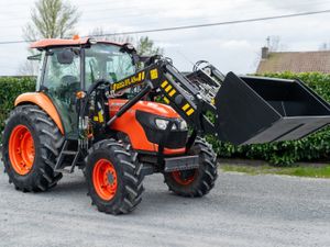 2015 Kubota M7060 - Image 3