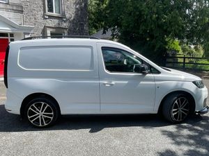 Volkswagen Caddy 2.0 TDI Manual No Vat - Image 2