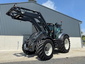 2022 Valtra T234 Direct with Loader - Image 2