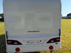 Bailey Phoenix 650 Top of the Range Family Caravan - Image 3