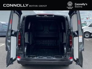 Volkswagen Transporter Highline 30 LWB 4Motion 2.0 - Image 4