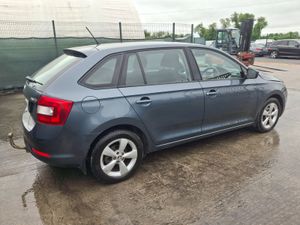 2015 Skoda Rapid  1.2 Tsi ..Drive home - Image 3