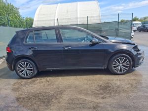 2017 Volkswagen Golf  TDI - Image 4