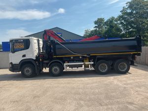 2019 Scania XT410 8x4 Tipper Grab - Image 4