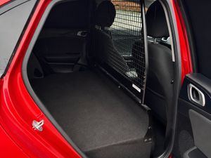 2021 Kia Ceed Commercial - Image 4
