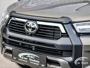 2026 TOYOTA HILUX INVINCIBLE X - Image 4