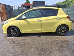 2013 Toyota Vitz  1.0 Petrol  Automatic  122km - Image 2