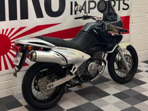 1998 Suzuki Freewind 650 - Image 3