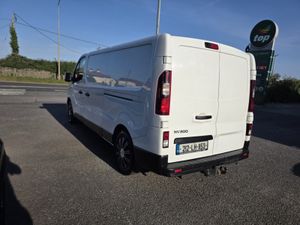 Nissan NV300 LWB 120 SV AIR CONDITIONING RVC RPS C - Image 3