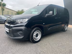 Peugeot Partner Professional Crew Cab 1.5 - Image 2