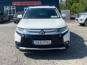 2017 MITSUBISHI OUTLANDER 4WD *NO VAT* - Image 2
