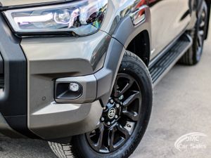 2026 TOYOTA HILUX INVINCIBLE X - Image 3