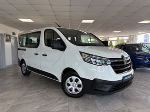 2023 Renault Trafic Business 9 seater - Image 3