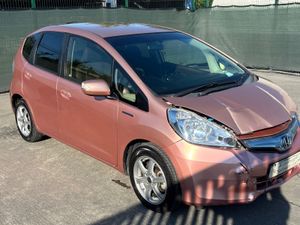 2013 Honda Fit Hybrid - Image 3