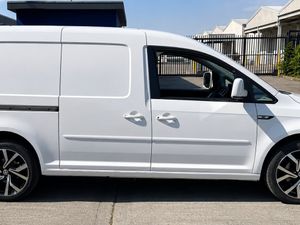 192 Volkswagen Caddy Maxi 102Bhp - Image 4