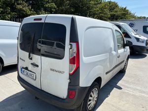 13 Kangoo 1.5 Diesel 217km Drives - Image 3