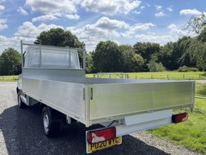 VB - 2020 Mercedes-Benz Sprinter Dropside Van - Image 4