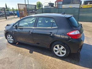 2012 Toyota Auris 1.4 D4D - Image 4