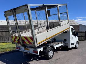 VB - 2018 Vauxhall Movano Tipper Van - Image 3