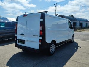 201 RENAULT TRAFFIC LWB - Image 3