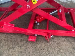 Heavy Duty Motorcycle Hydraulic Scissor Lift Table - Image 3