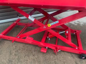 Heavy Duty Motorcycle Hydraulic Scissor Lift Table - Image 2