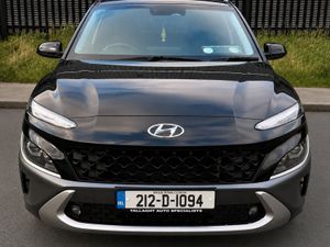 2021 Hyundai Kona Executive Commercial - Image 2