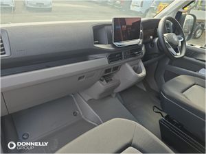 Volkswagen Crafter CR35 TDI L H/R P/V COMMERCE PLU - Image 3
