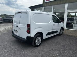 Opel Combo 2023 - Image 4