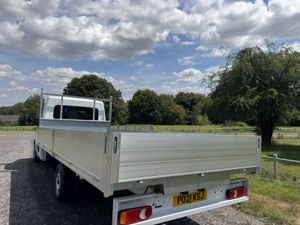 VB - 2021 Nissan NV400 Dropside Van - Image 3