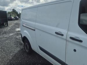 Ford Transit Custom 2016 twin sliding doors - Image 2