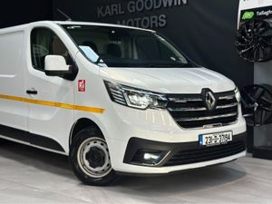 Traffic Van 2.0 Turbo Diesel - Image 2