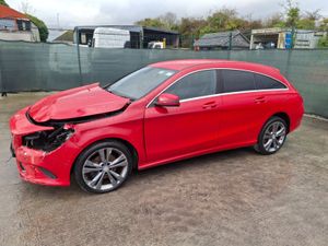 162 Mercedes CLA CDI  Sport Light Damage - Image 2