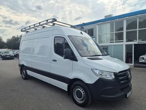 Mercedes-Benz Sprinter 215/39 H/roof FWD 6DR - Image 2