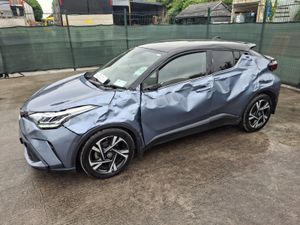 222 Toyota CHR Hybrid 56km!! - Image 2