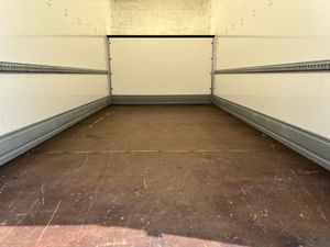 VB - 2023 Mercedes-Benz Sprinter Luton Box Van - Image 2