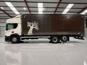 2018 SCANIA P320 6X2 CURTAINSIDER - Image 4