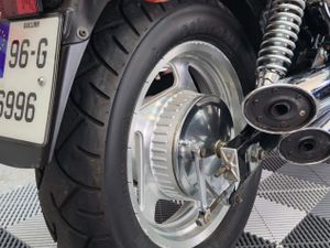 1996 Honda Magna VF750C - Image 4