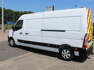 2023 Renault Master LM35 Business+ - Image 4