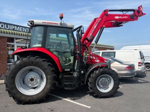 2018 Massey Ferguson 5712SL - Image 4